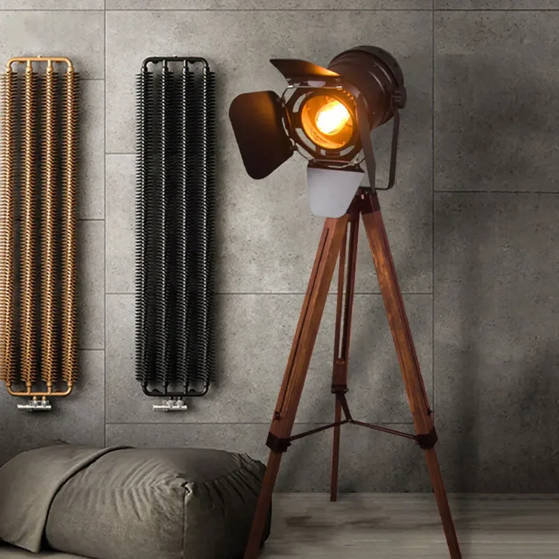 Photography Of The Year 2025 - 2025 الأمريكية خمر مصابيح أرضية خشبية
