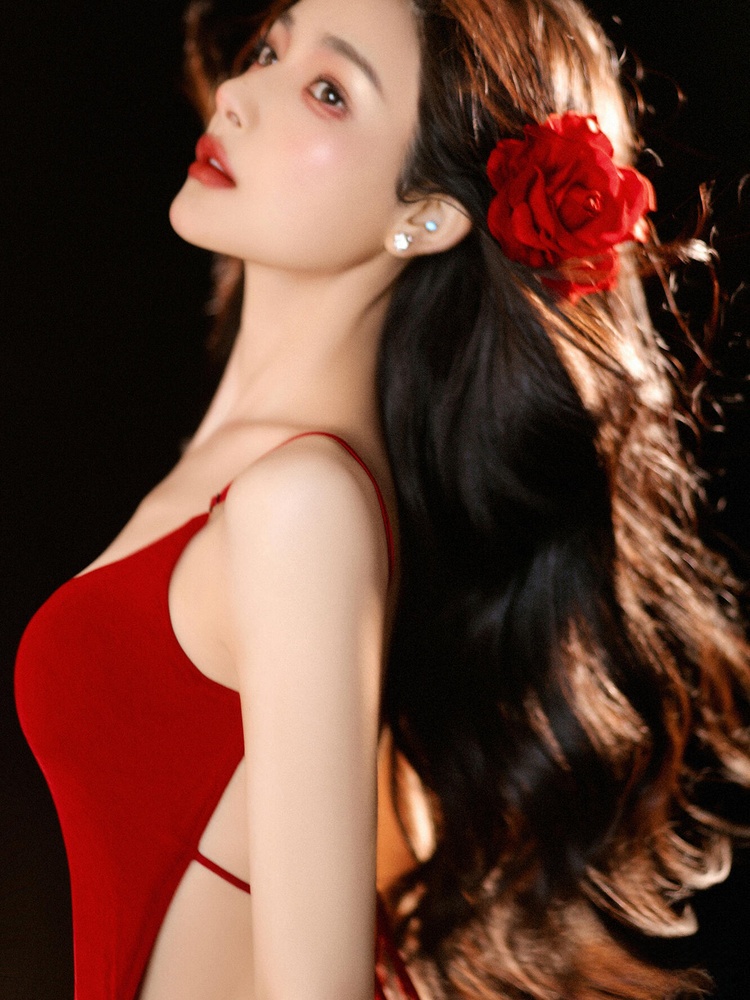 فستان أنيق أحمر بدون حمالات بت - مراجعة Photography Young وسعره