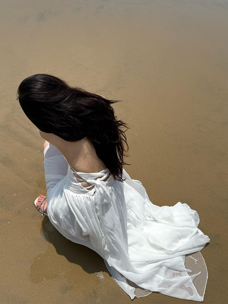 فستان بالي الشاطئي بدون ظهر لل - مراجعة Photography Bali وسعره