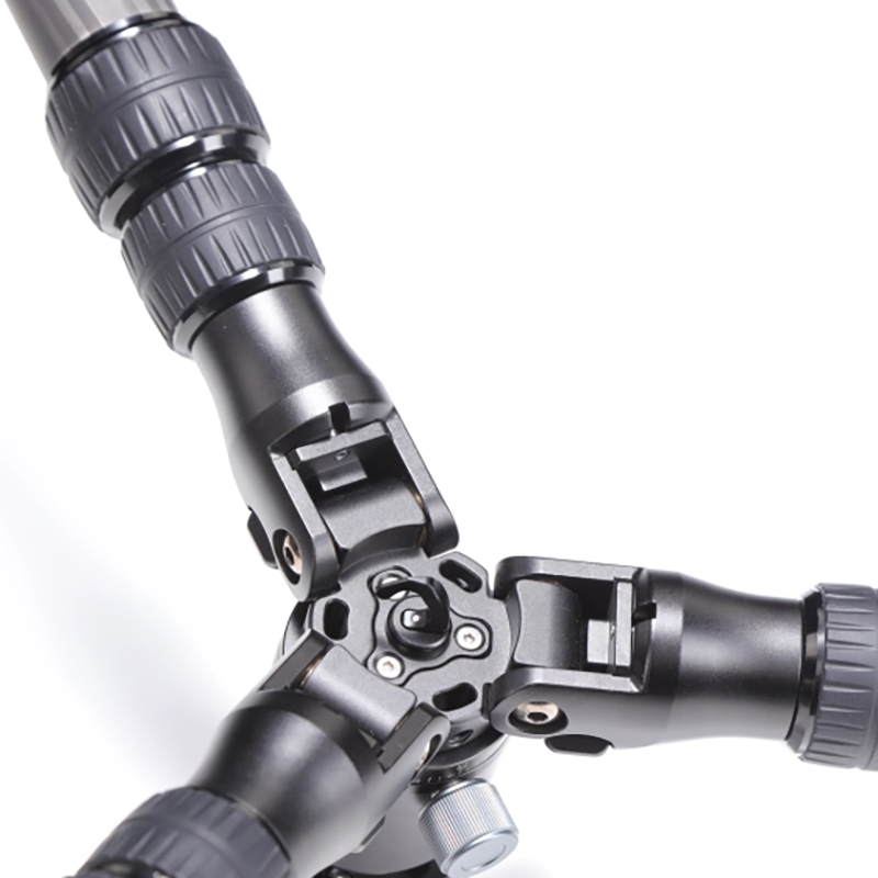 حامل ثلاثي القوائم احترافي من  - مراجعة Camera Tripod Carbon وسعره